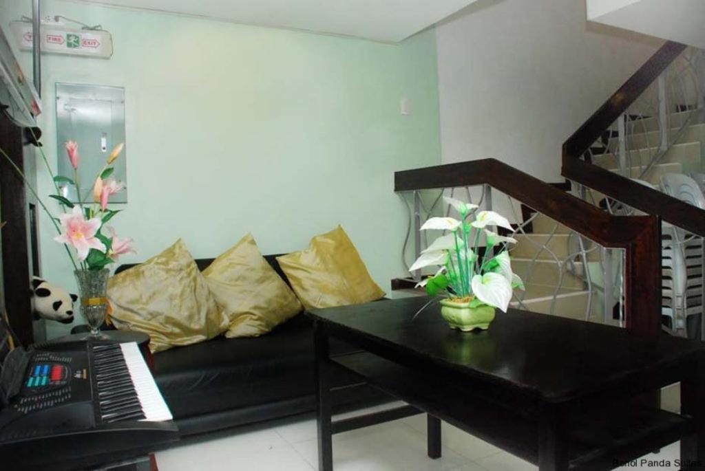 Panda Tea Garden Suites Tagbilaran City Exterior photo