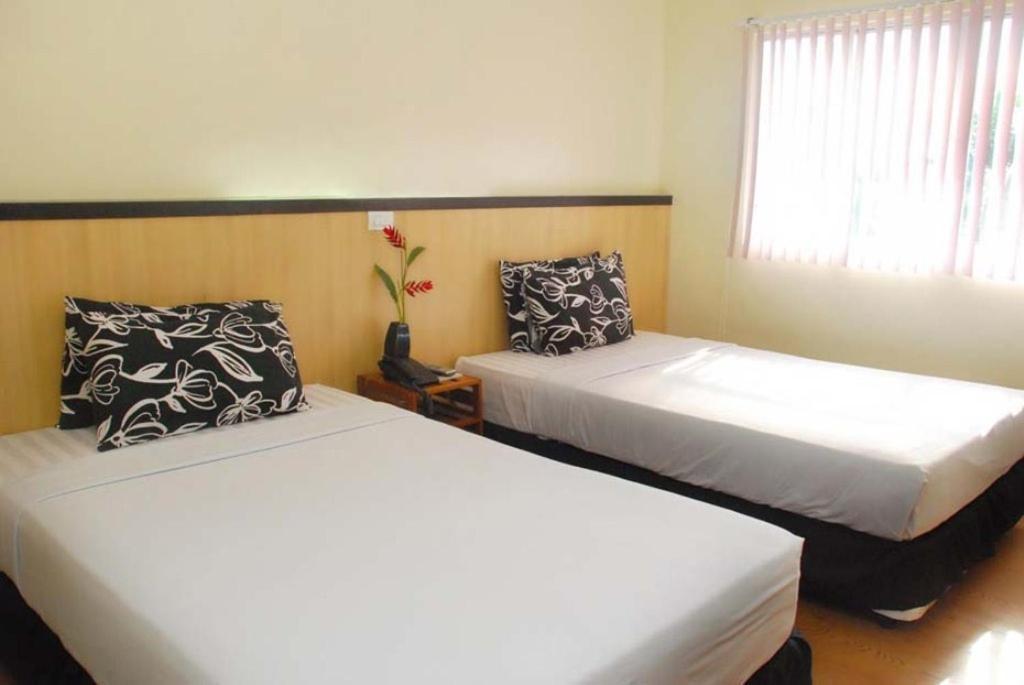 Panda Tea Garden Suites Tagbilaran City Exterior photo