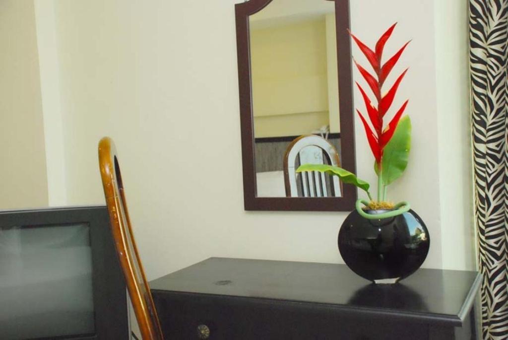 Panda Tea Garden Suites Tagbilaran City Exterior photo