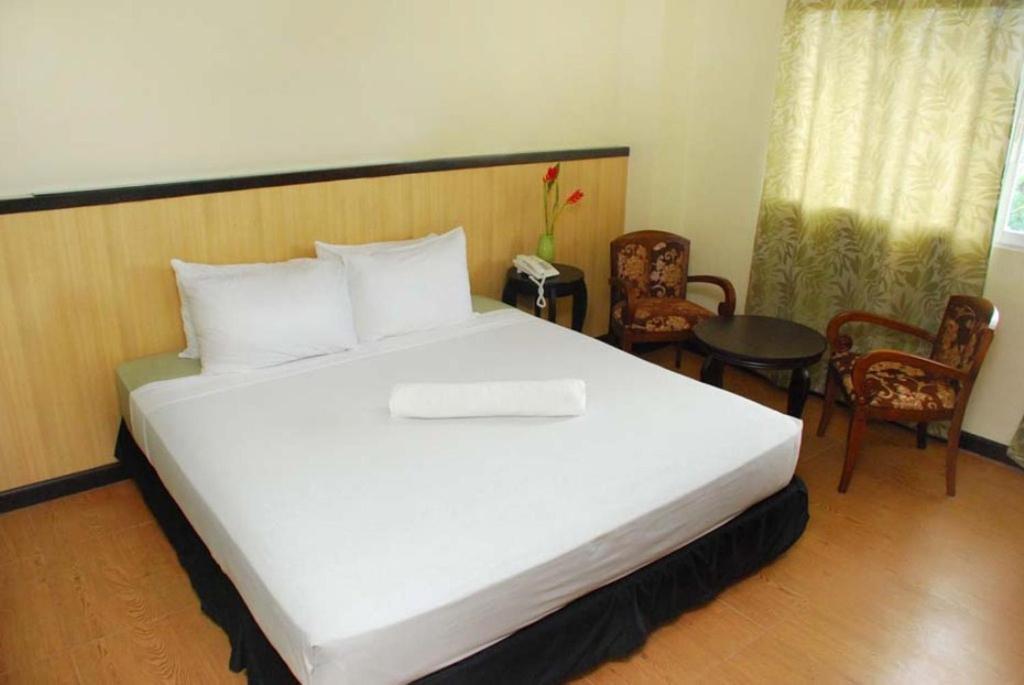 Panda Tea Garden Suites Tagbilaran City Exterior photo
